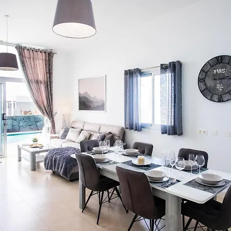 3-bed In Playa Blanca By Retreat Villas Villa Playa Blanca (Lanzarote)