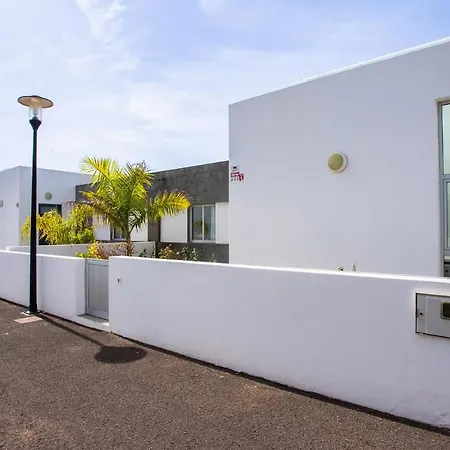 Villa 3-bed In Playa Blanca By Retreat Villas Playa Blanca
